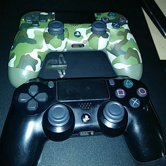 Ps4 - Picture 2 of 2